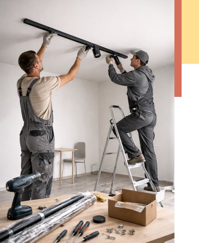 Установка трековых светильников в натяжной потолок в Костомукше от 4285 руб. | ОТДЕЛОЧНИК-Ктм